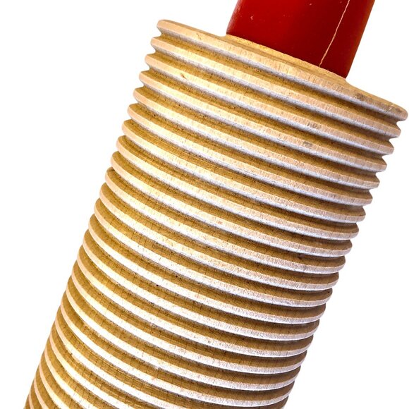 Wood Textured Rolling Pin Norwegian Lefse Flatbread with Red Handles - Picture 8 of 11
